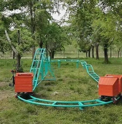 Gorski voziček za cevno železnico